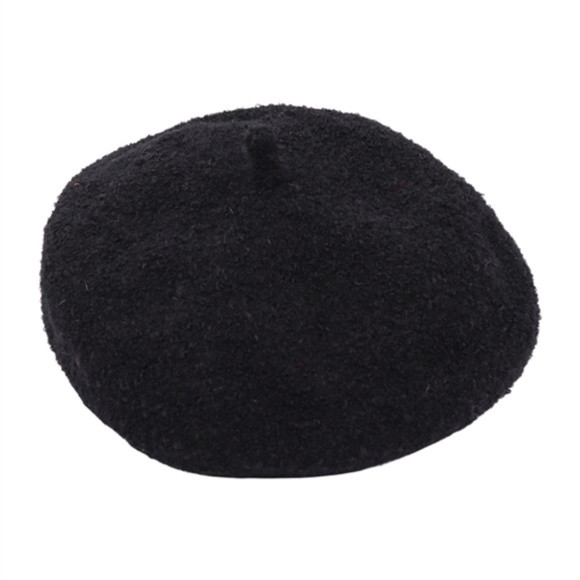 Black Fuzzy fleece Beret Hat